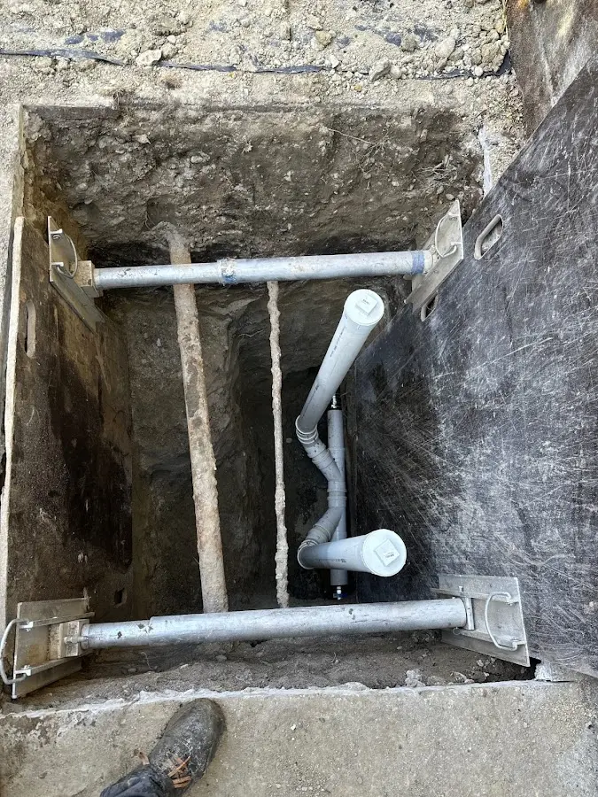 Experienced plumber completing Gas Line Repair work in Coopertown